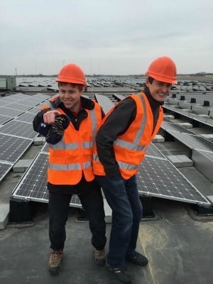 Student Chris Genco tours the rooftop of a 122kW install